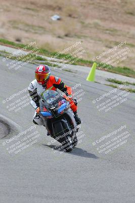 media/Mar-05-2023-TrackXperience (Sun) [[a95d40e56a]]/Group 2/session 2 turn 4/